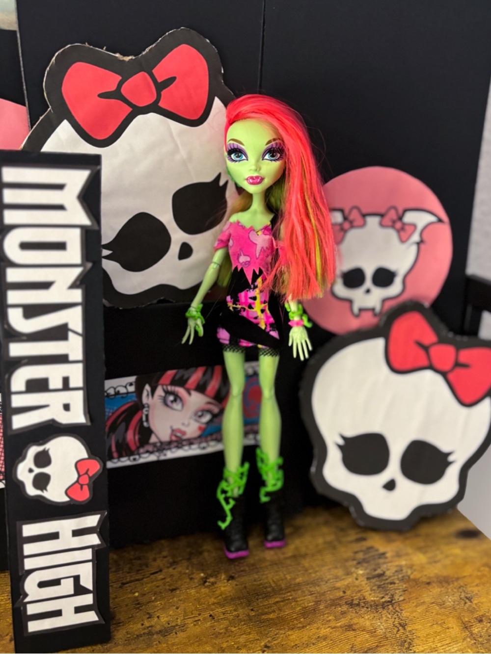 Monster-high multi Stickers